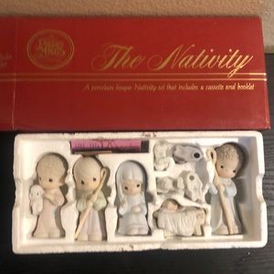 Precious Moments Christmas Nativity Nine Piece Porcelain Bisque set